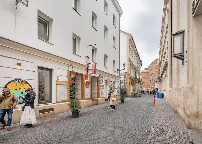 Great Near The Synagogue Apartament