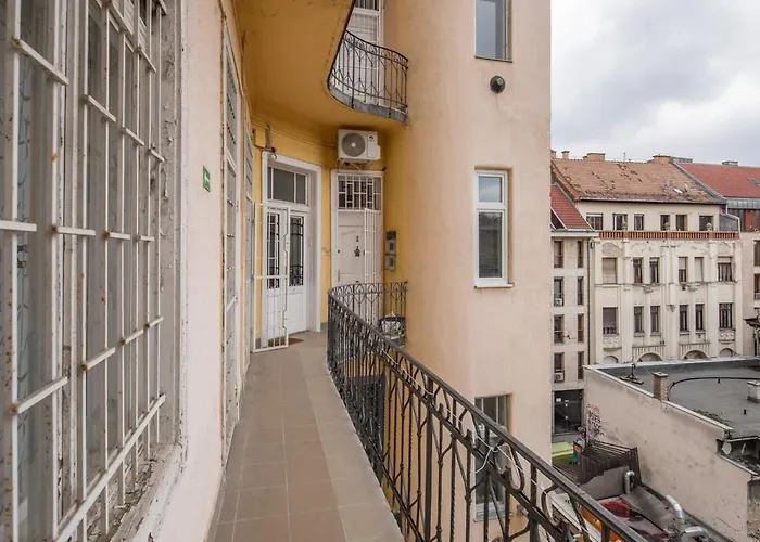 Great Near The Synagogue *